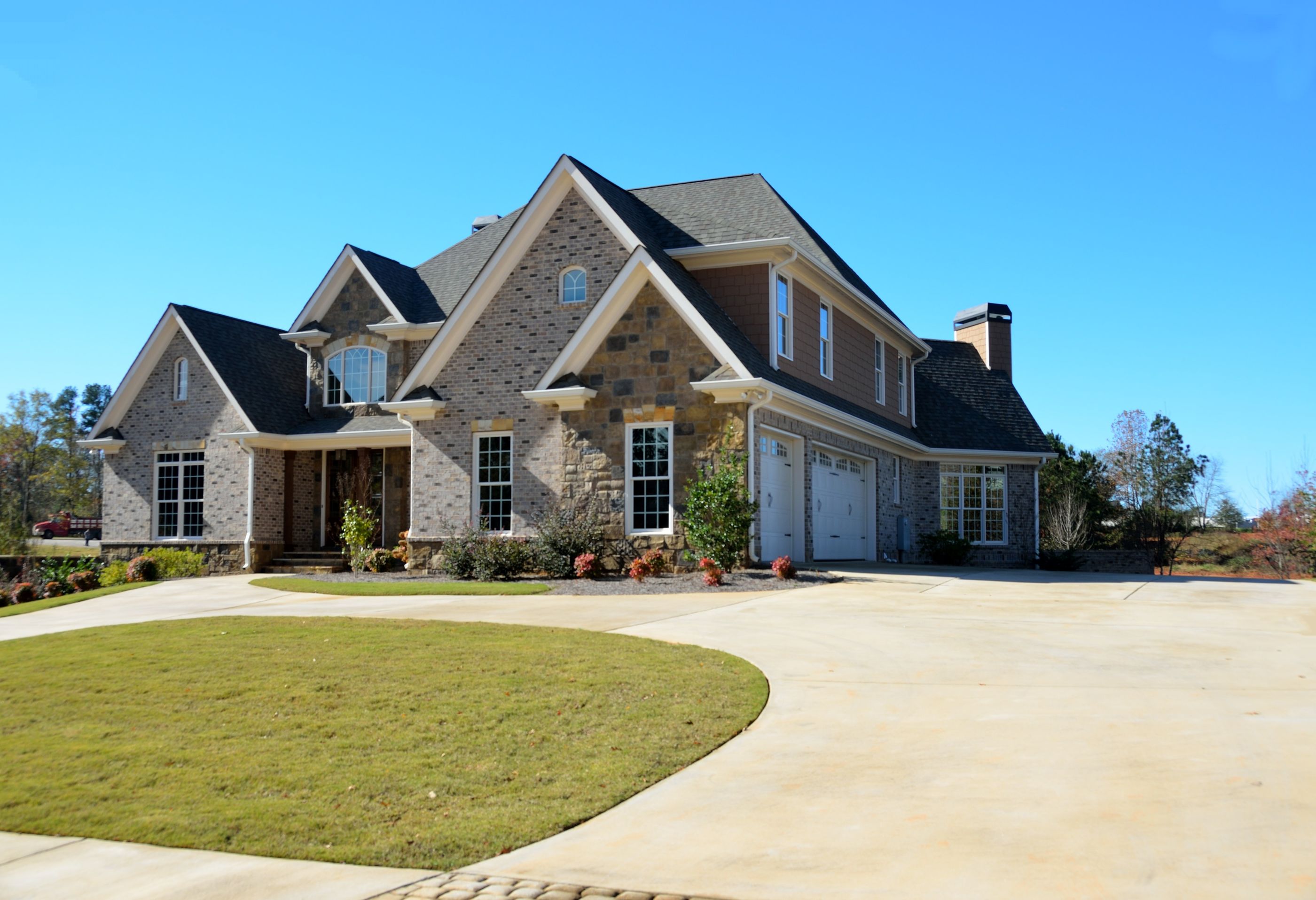 Stone-fronted home in Mahogany